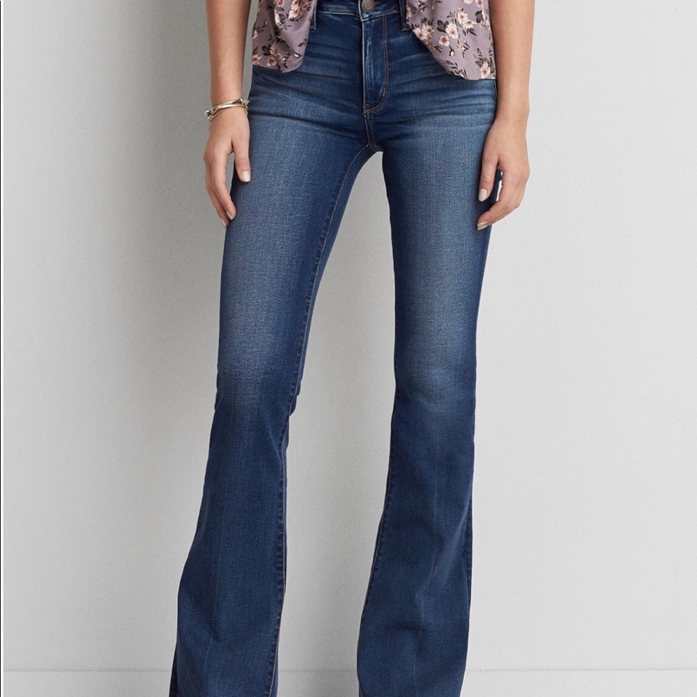 S.O.N.G JEANS.